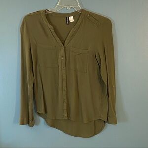 H&M Divided Olive Green Button Down Shirt 8‎ Top Work Wear